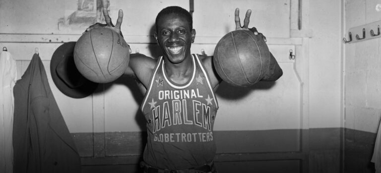 How The Harlem Globetrotters Rose From Obscurity To Become Global