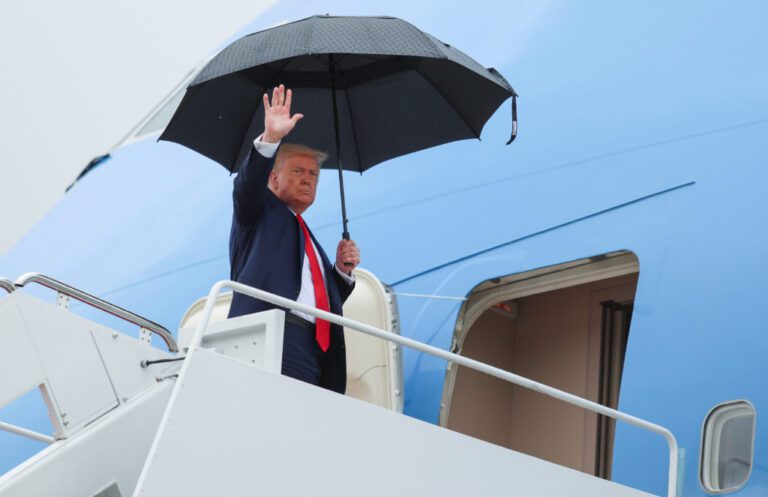 Trump Visits Midwest Battleground As Dnc Kicks Off