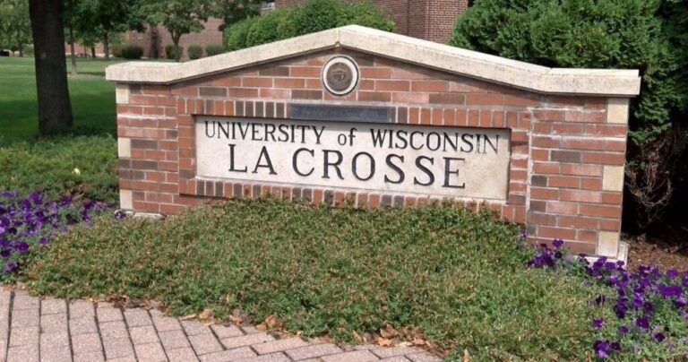 Uw La Crosse Earns Top Ranking Among Midwest Schools | News