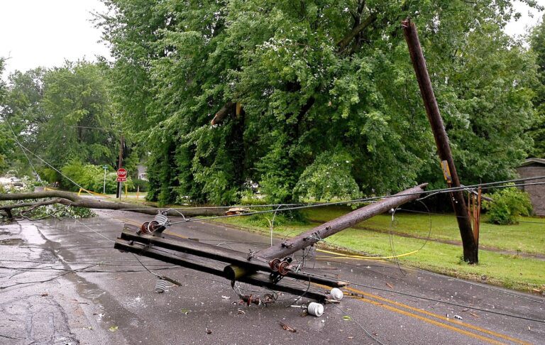 Derecho Moves Across The Plains, Midwest, Reducing Power With 100