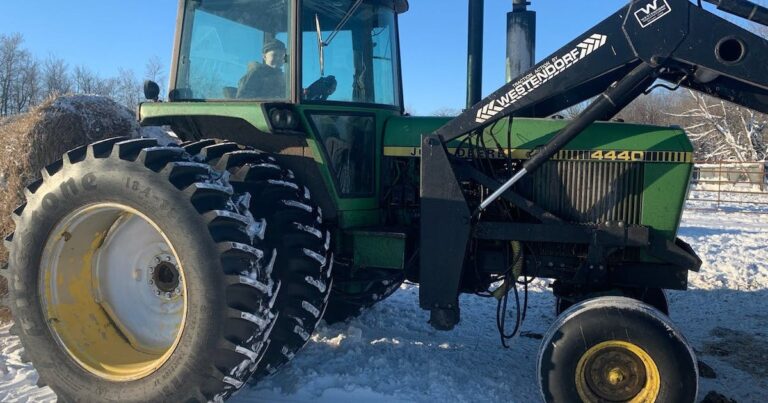 For Tech Weary Midwest Farmers, 40 Year Old Tractors Are Now A Hot