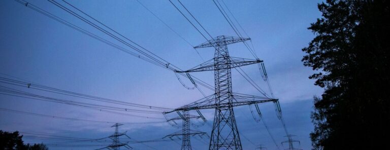 Utilities Win Appeal To Toss Challenge To Midwest Power Line