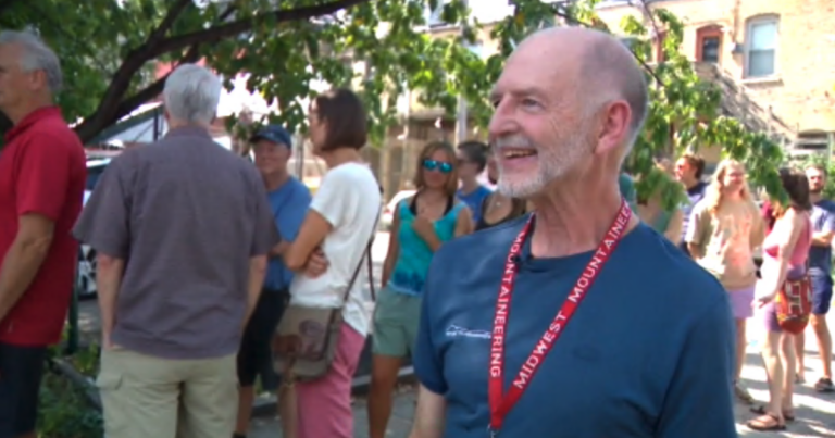 Hundreds Line Up For Final Days Of Midwest Mountaineering