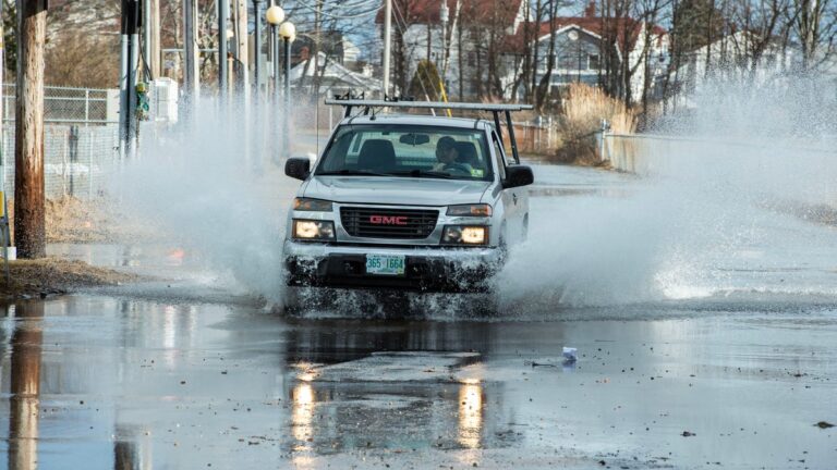 Midwest Wintry Mix Forecast Wednesday, Flash Flooding In Southeast